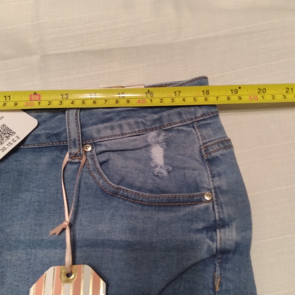 Skirt - Picture 5 of 6